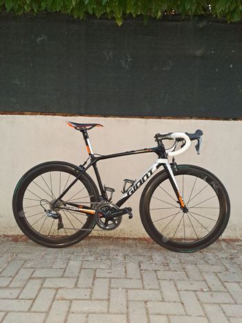 Tweedehands Giant TCR Advanced SL 1 2017 2017 Road & Gravel