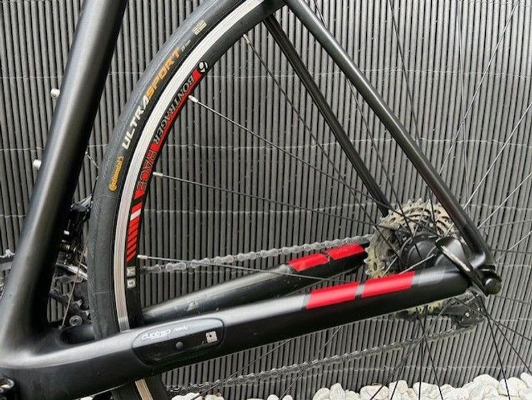 Trek Domane 4.5 Compact 2015 2015 Road & Gravel d'occasion — image 10 sur 12