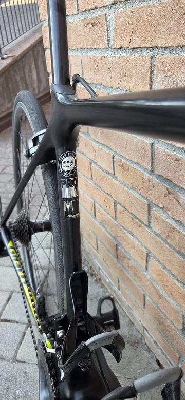 Tweedehands Giant TCR Advanced Pro 1 2017 2017 Road & Gravel — afbeelding 3 van 5