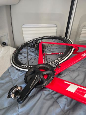 Trek Madone SL 6 2019 2019 Road & Gravel usato, Rosso — immagine 3 di 3