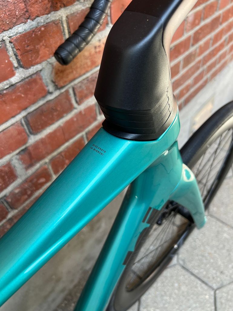 Używany Bianchi Oltre Shimano Ultegra Di2 2026 Road & Gravel — zdjęcie 10 z 17