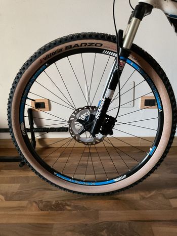 Used Trek Superfly 2013 2013 Mountainbike, White, 29 — image 3 of 5