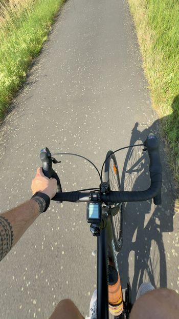 Used Bergsteiger Custom Shimano Tourney 2025 Road & Gravel, Black — image 3 of 3