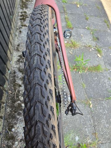 Giant Revolt Advanced 3 2024 2024 Road & Gravel d'occasion — image 14 sur 14