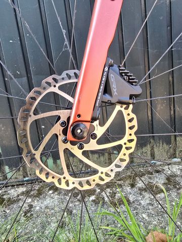 Giant Revolt Advanced 3 2024 2024 Road & Gravel d'occasion — image 6 sur 14