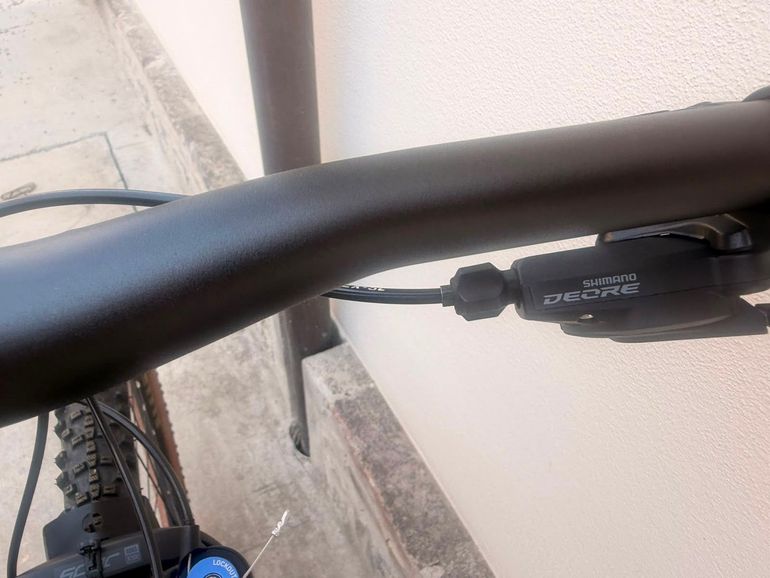 Used Raymon Custom Tektro 2024 Mountainbike, Green — image 3 of 11