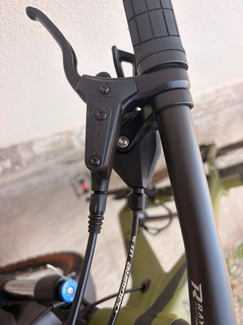 Used Raymon Custom Tektro 2024 Mountainbike, Green — image 5 of 11