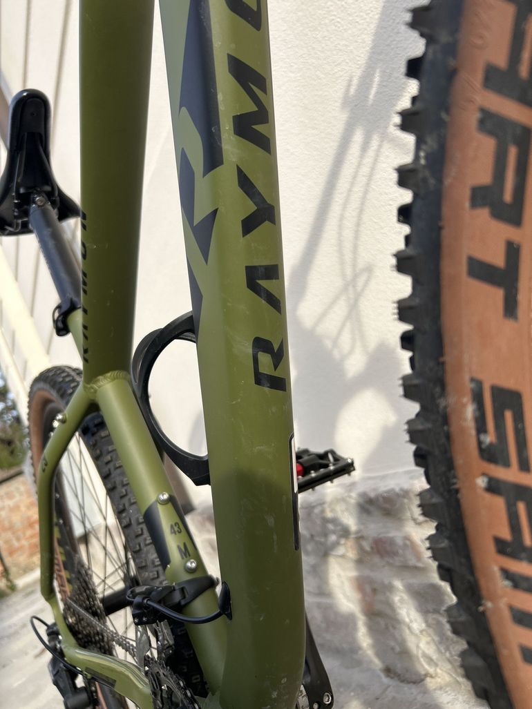 Tweedehands Raymon Custom Tektro 2024 Mountainbike — afbeelding 15 van 20