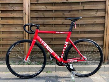 Używany Cinelli Vigorelli Shark Custom Other 2020 Road & Gravel — zdjęcie 2 z 3