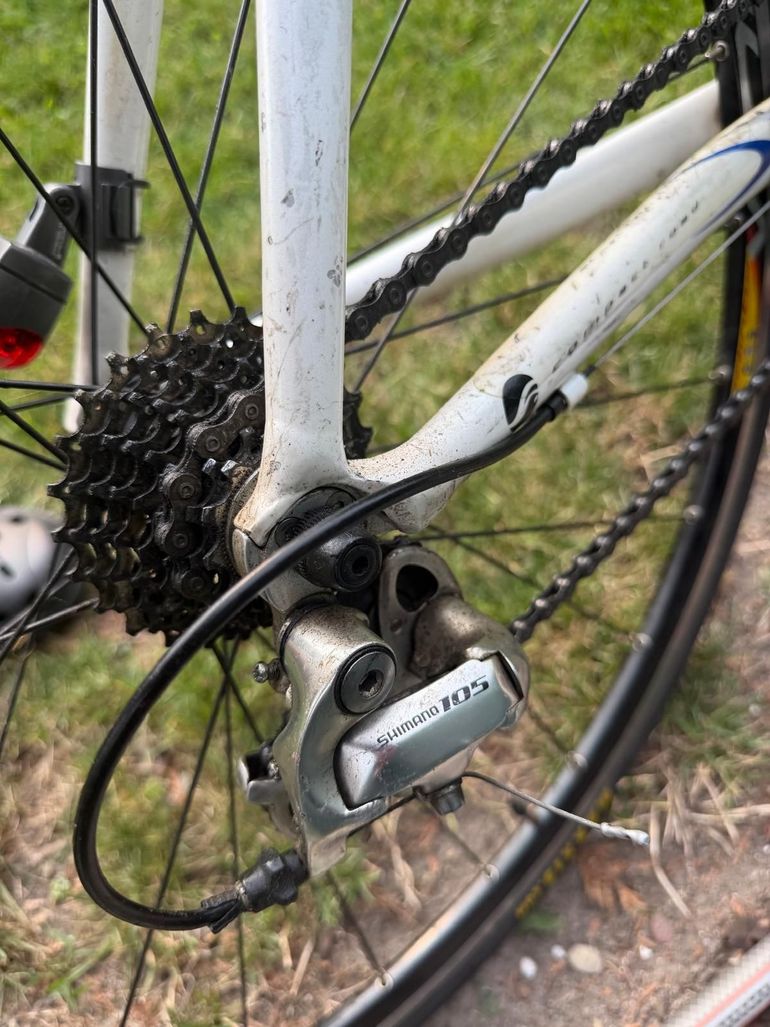 Used Giant TCR 2009 Road & Gravel, White — image 5 of 5