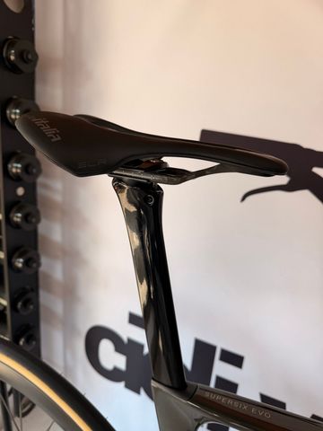 Used Cannondale SuperSix EVO SRAM Red 2026 Road & Gravel, Black — image 2 of 9