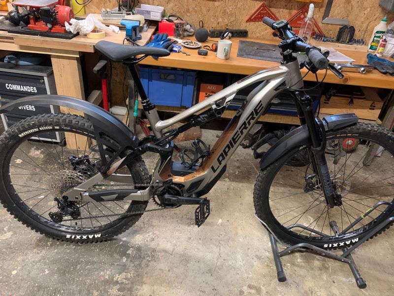 Used Lapierre Overvolt AM 6.6 2021 2021 MTB