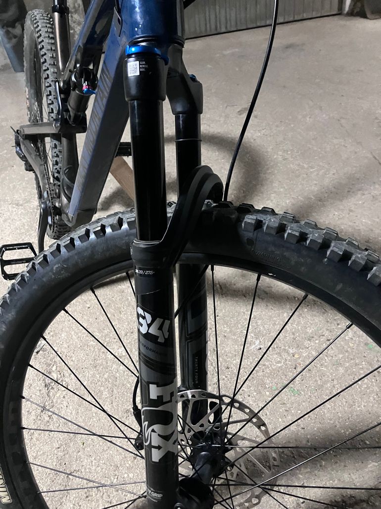 Brugt Rocky Mountain Instinct Carbon 30 2021 2021 Mountainbike — billede 4 af 8