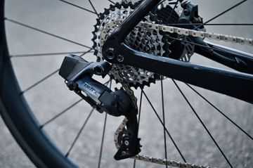 Used Fara F/Road Force AXS 2024 2024 Road & Gravel, Black — image 3 of 12
