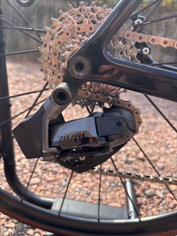 Brugt Canyon Ultimate CF SL 7 AXS 2024 2024 Road & Gravel — billede 8 af 9