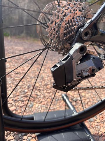 Brugt Canyon Ultimate CF SL 7 AXS 2024 2024 Road & Gravel — billede 9 af 9