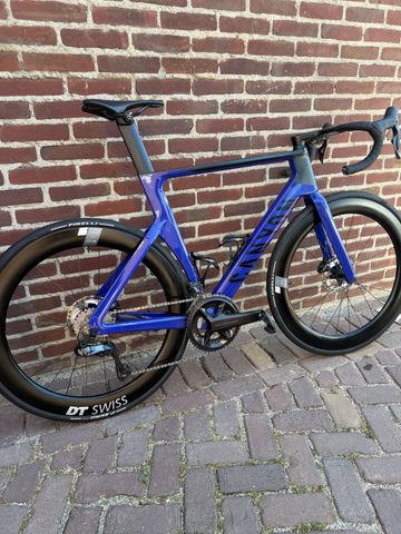 Used Canyon Aeroad CF SLX 8 Di2 2024 2024 Road & Gravel