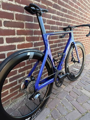 Brugt Canyon Aeroad CF SLX 8 Di2 2024 2024 Road & Gravel — billede 3 af 7