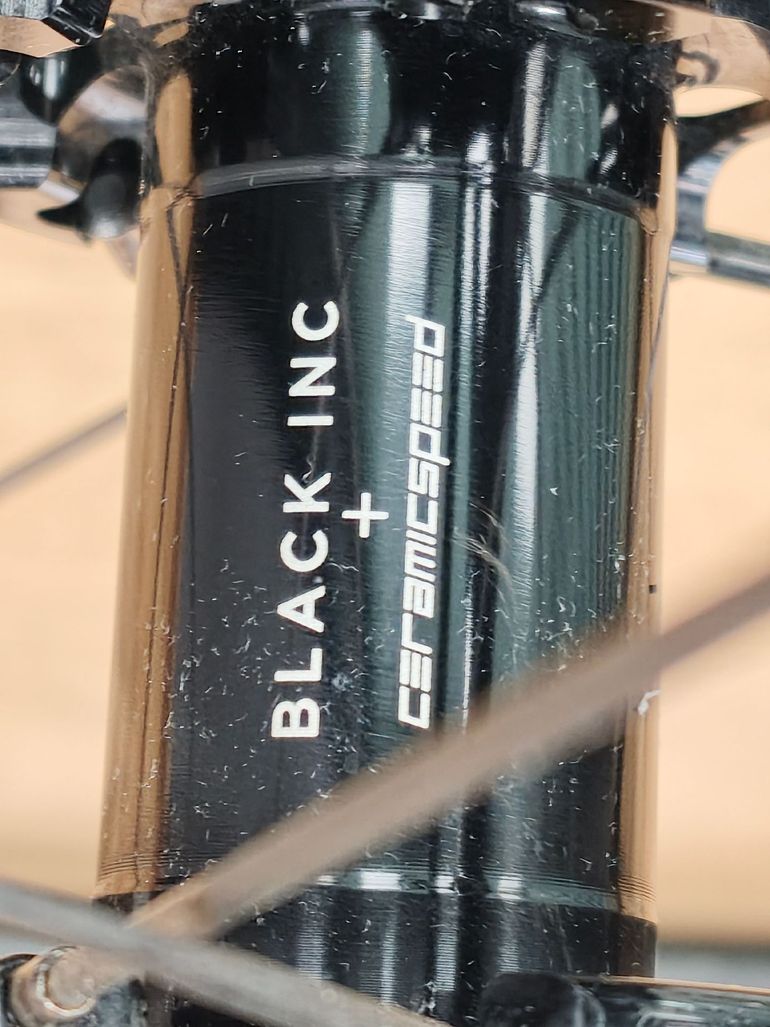 Käytetty Factor Ostro SRAM Force eTap AXS 2026 Road & Gravel — kuva 18 / 24