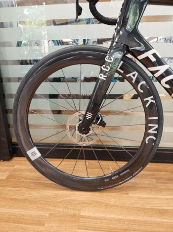 Käytetty Factor Ostro SRAM Force eTap AXS 2026 Road & Gravel — kuva 13 / 24