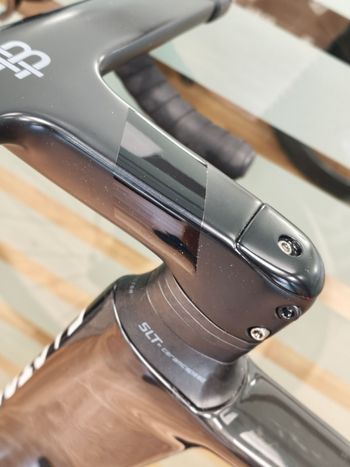 Käytetty Factor Ostro SRAM Force eTap AXS 2026 Road & Gravel — kuva 20 / 24