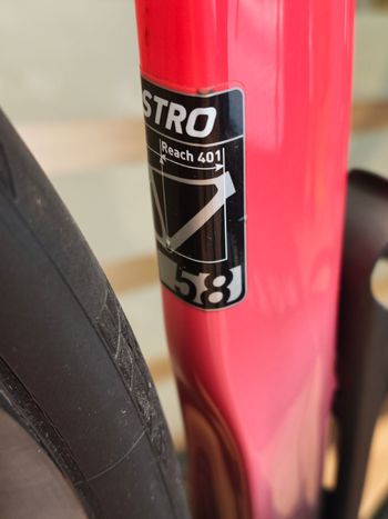 Käytetty Factor Ostro SRAM Force eTap AXS 2026 Road & Gravel — kuva 22 / 24