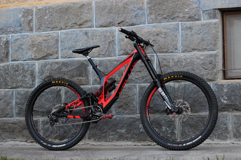 Kellys NOID 70 2018 Mountainbike usato, Rosso — immagine 2 di 29