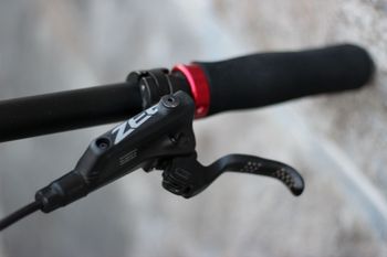 Kellys NOID 70 2018 Mountainbike usato, Rosso — immagine 7 di 29