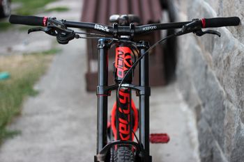 Kellys NOID 70 2018 Mountainbike usato, Rosso — immagine 5 di 29