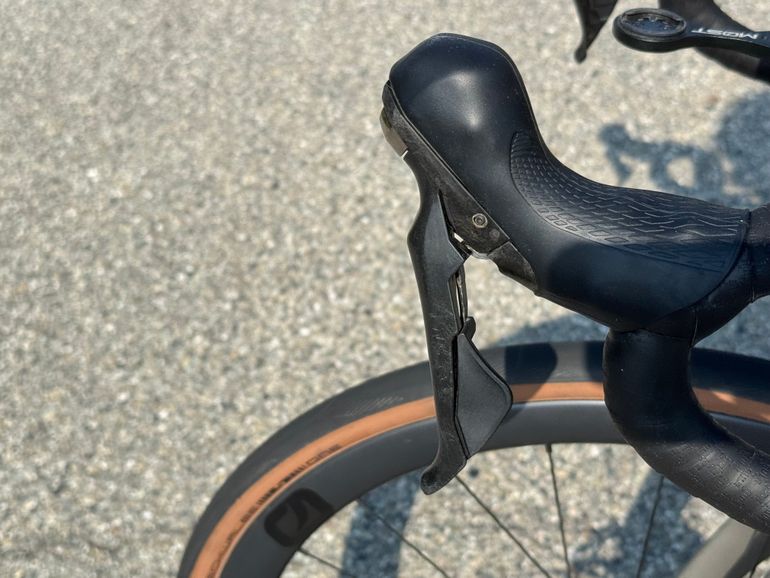 Used Pinarello F5 Shimano Ultegra 2023 2023 Road & Gravel, Light Gray — image 18 of 21