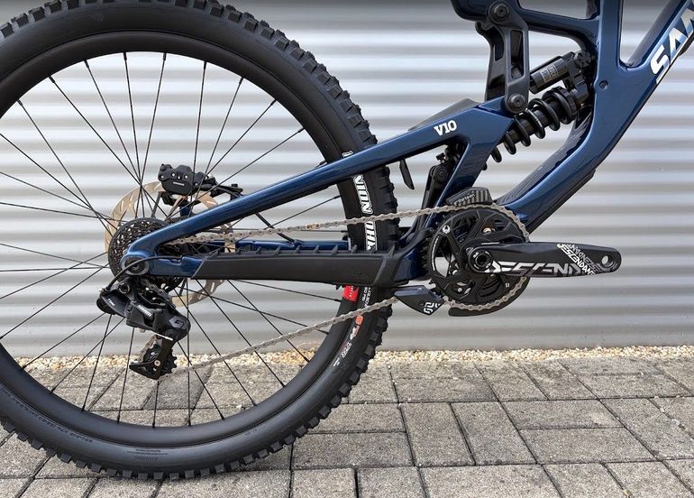 Brugt Santa Cruz V10 DH S 2027 2027 Mountainbike — billede 3 af 13
