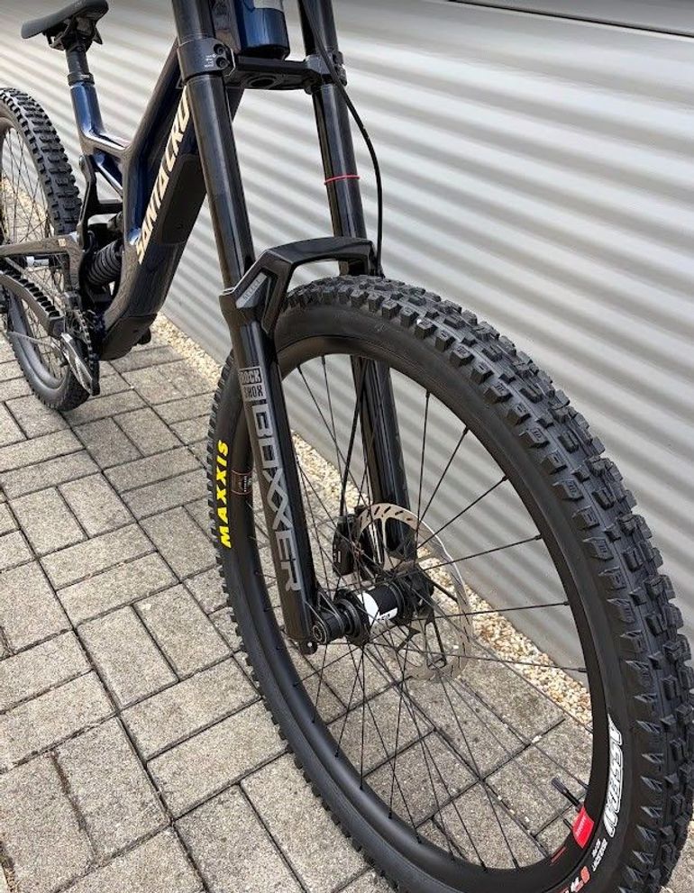 Brugt Santa Cruz V10 DH S 2027 2027 Mountainbike — billede 4 af 13