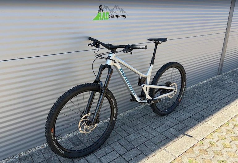 Propain Tyee AL 29 Performance 2023 2023 Mountainbike usato, Grigio chiaro — immagine 7 di 13