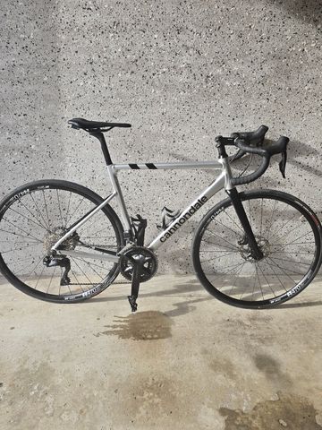 Brugt Cannondale CAAD13 105 Di2 2024 2024 Road & Gravel — billede 11 af 12