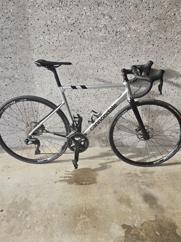 Brugt Cannondale CAAD13 105 Di2 2024 2024 Road & Gravel — billede 10 af 12