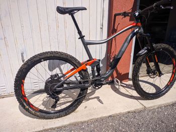 Used Giant Trance 3 2018 2018 Mountainbike, Light Gray, 27.5 — image 2 of 8