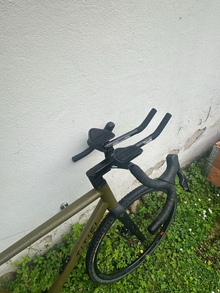 Used Titici Custom SRAM Rival eTap AXS 2023 Road & Gravel, Green — image 4 of 8