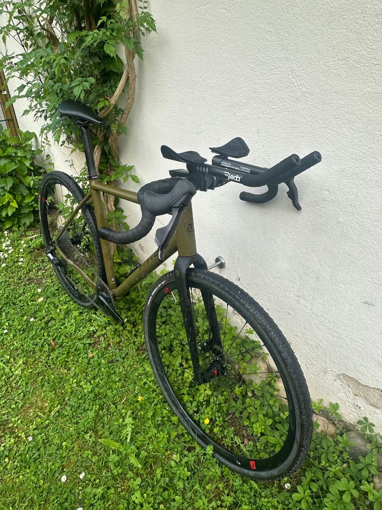 Used Titici Custom SRAM Rival eTap AXS 2023 Road & Gravel, Green — image 7 of 8