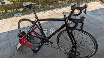 Trek Madone 2.1 2015 Road & Gravel usato, Nero — immagine 2 di 10