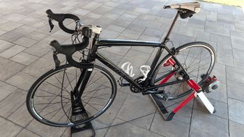 Trek Madone 2.1 2015 Road & Gravel usato, Nero — immagine 4 di 10