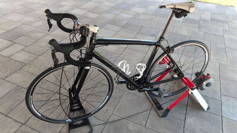 Trek Madone 2.1 2015 Road & Gravel usato, Nero — immagine 4 di 10