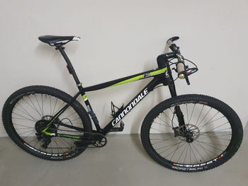 Tweedehands Cannondale FSI MTB 29" Carbon Hardtail Hi-Mod Team GR.L Shimano XT Lefty Ultimate Carbon 3 2022 2022 MTB