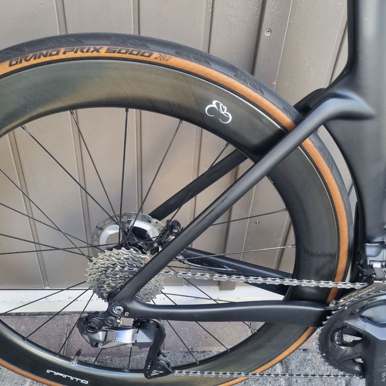 Used KRUSH Custom Shimano Ultegra Di2 2024 Road & Gravel, Black — image 24 of 51