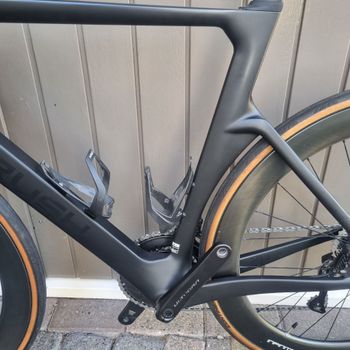 Used KRUSH Custom Shimano Ultegra Di2 2024 Road & Gravel, Black — image 28 of 51