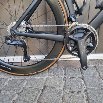 Used KRUSH Custom Shimano Ultegra Di2 2024 Road & Gravel, Black — image 3 of 51