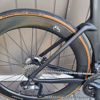 Used KRUSH Custom Shimano Ultegra Di2 2024 Road & Gravel, Black — image 25 of 51
