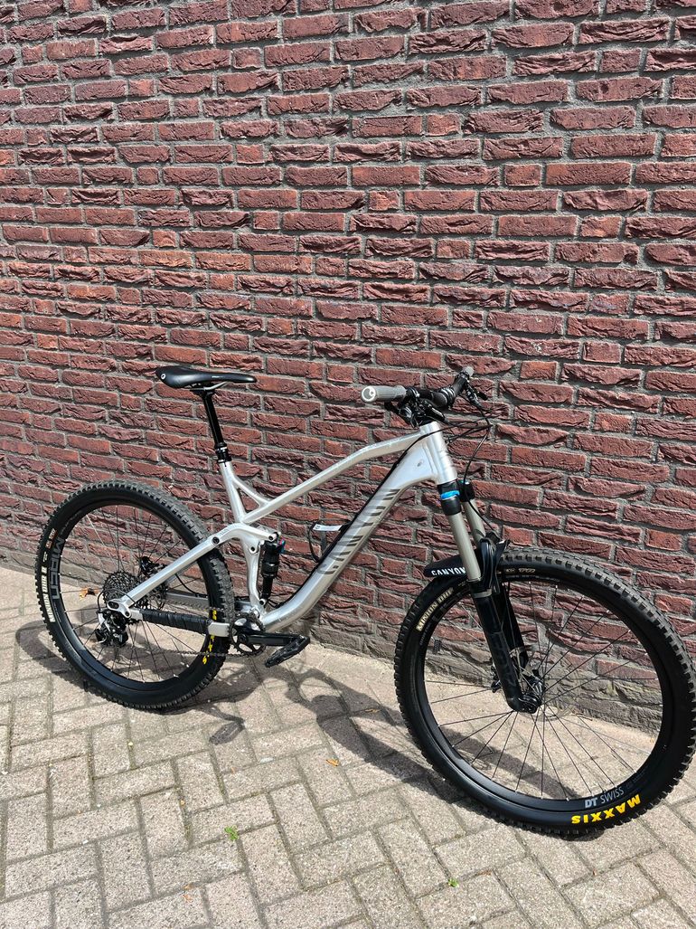 Canyon Spectral SRAM GX Eagle 2018 Mountainbike usato, Grigio chiaro — immagine 6 di 11