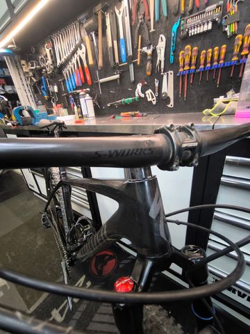 Used Specialized Epic Hardtail Pro 2019 2019 Mountainbike, Black, 29 — image 4 of 7