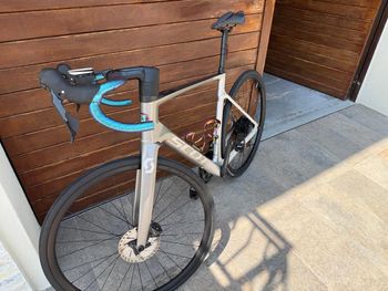 Używany Scott Addic E Ride 10 2021 2021 Road & Gravel — zdjęcie 5 z 6