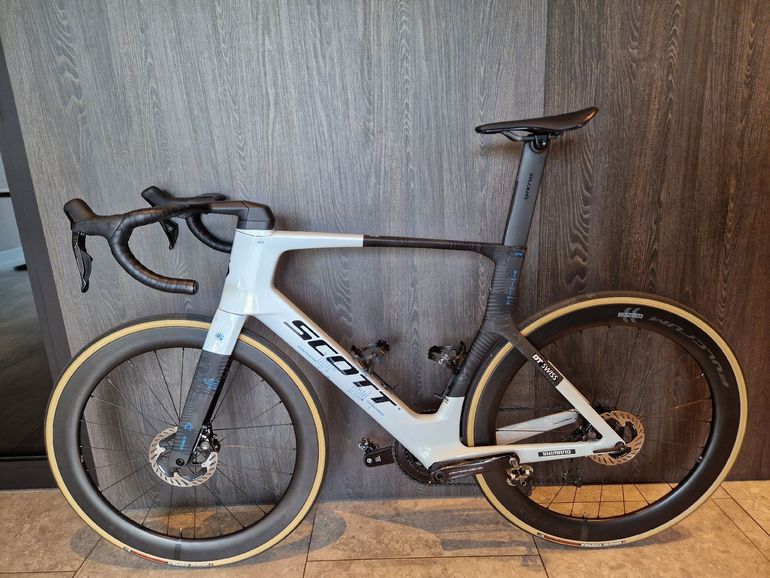 Scott Foil Shimano Dura Ace Di2 2026 Road & Gravel d'occasion — image 2 sur 4